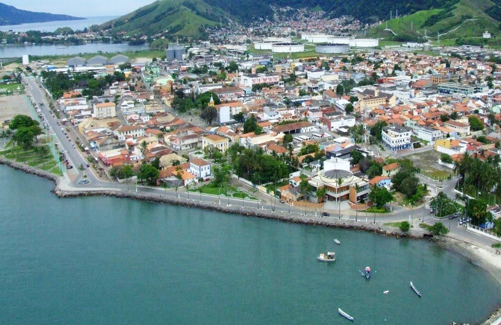 São Sebastião: Charme Histórico e Navegação 1