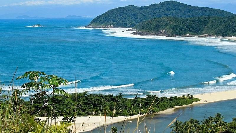 São Sebastião: Charme Histórico e Navegação 3